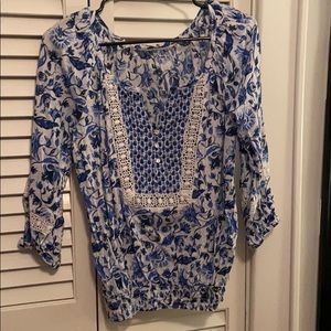 Blue and white floral top